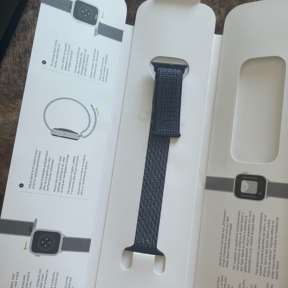 Apple Watch band x Nike